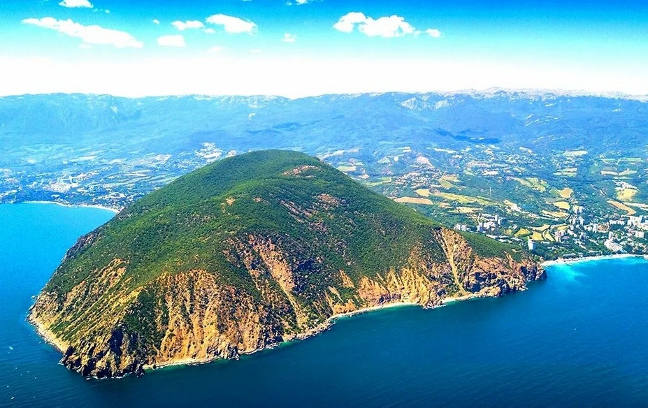 Аю-Даг в Крыму