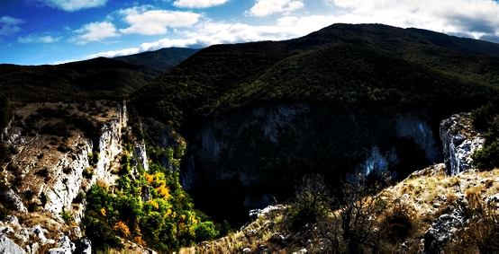 Красота Большого крымского каньона Крыма