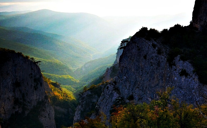 осень в Большом каньоне Крыма